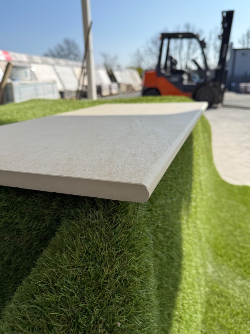 Lava Beige bullnose