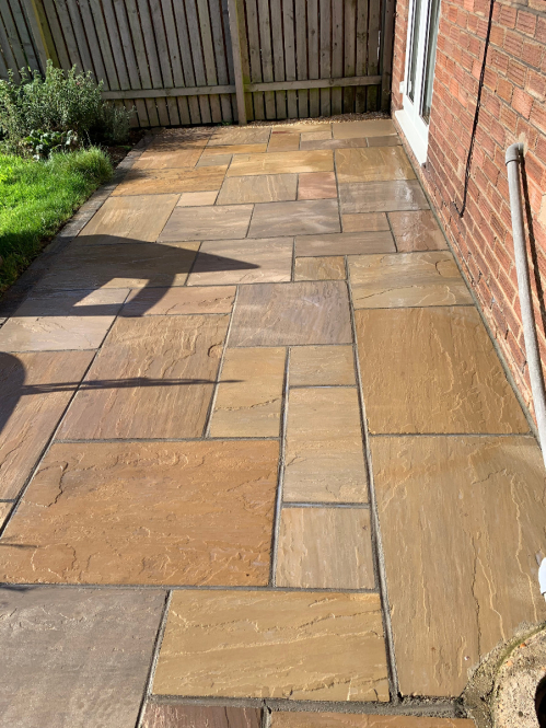Stunning Melton Raj Green Indian Sandstone Paving in 4 size patio kit - Preview
