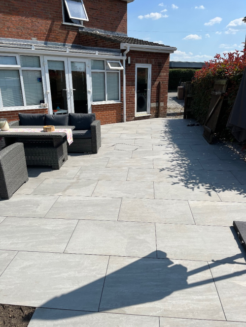 22m2 - 40 Slabs - Kandla Grey Outdoor Porcelain Paving - 20mm - 600x900mm - Pallet