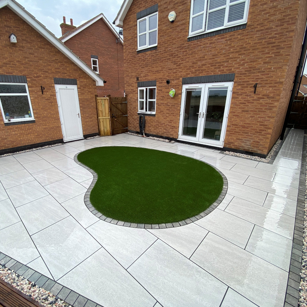 Moonstone White 600x900