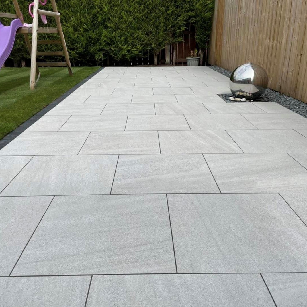 Moonstone White porcelain